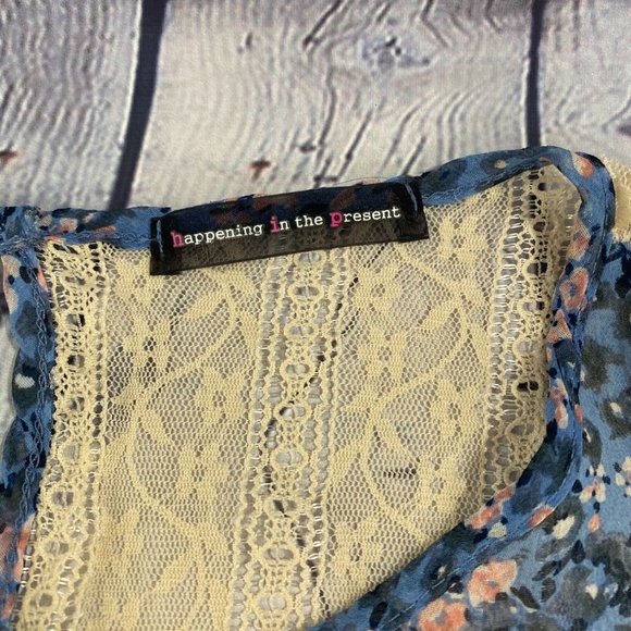 Happening in the Present Floral Flare Tank Top - Picture 4 of 9